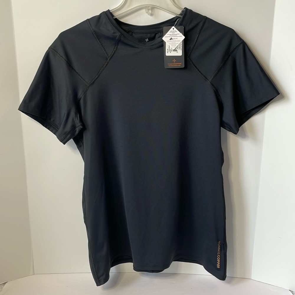 Tommy Cooper Women's Size 2XL Running Small  Shirt Shoulder Centric Support NWT